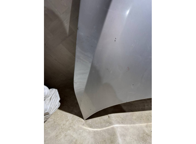 Капот к BMW 5 E60/E61, 2005г.